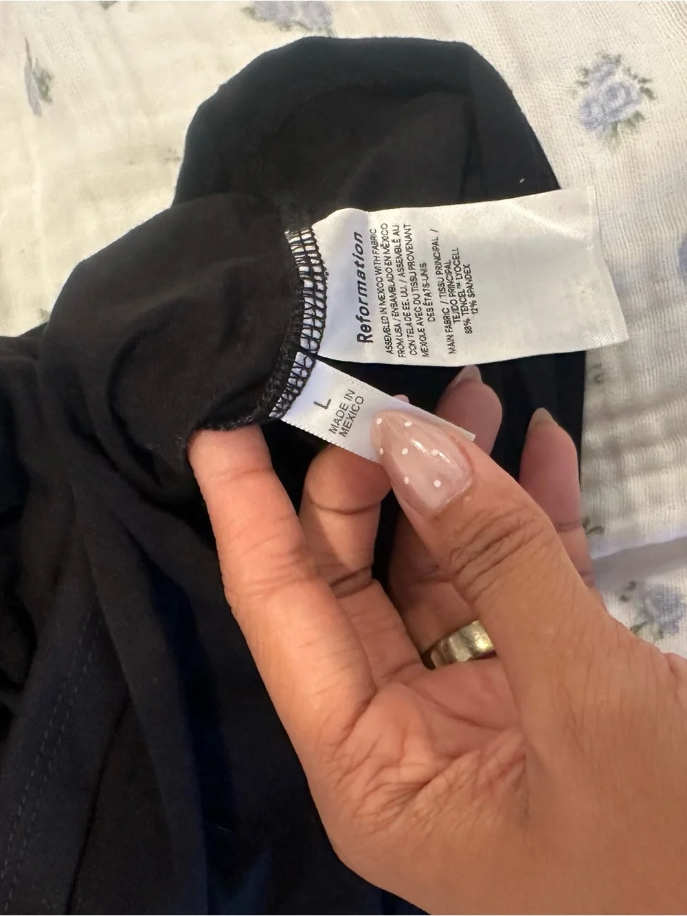 Reformation Off-Shoulder Twist Front Black Women's Top